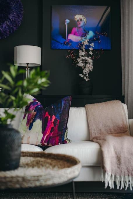 "Lykke On Bree" - Unique Apartment With Stunning Table Mountain Views كيب تاون المظهر الخارجي الصورة